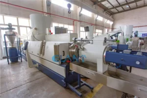 PLASTIC PELLETIZING MACHINE